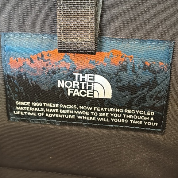 THE NORTH FACE BOREALIS BACKPACK - Picture 11 of 15